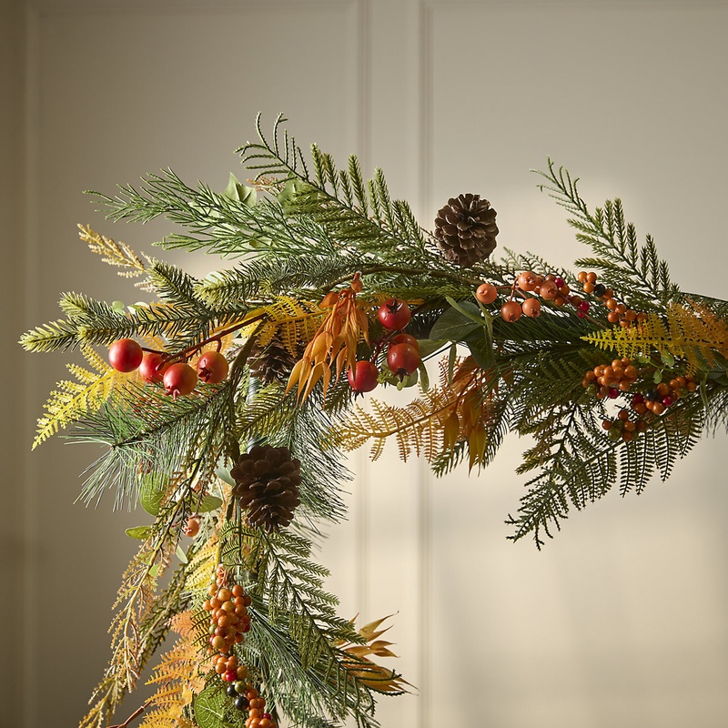 1800mm Autumn Pine cone & Berry Garland - Green