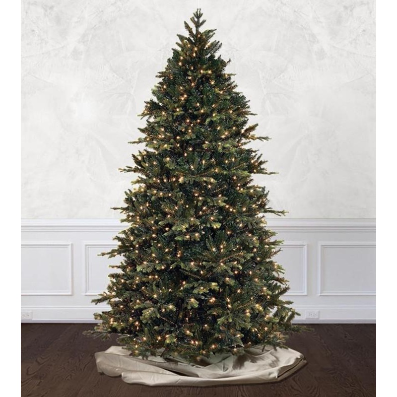 12' Deluxe Geneva Fir Tree - Clear LED