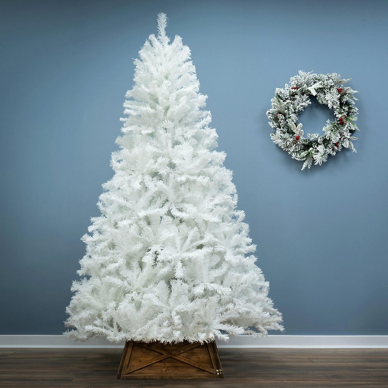 The 5ft Bianca Pine Tree with hinged branches