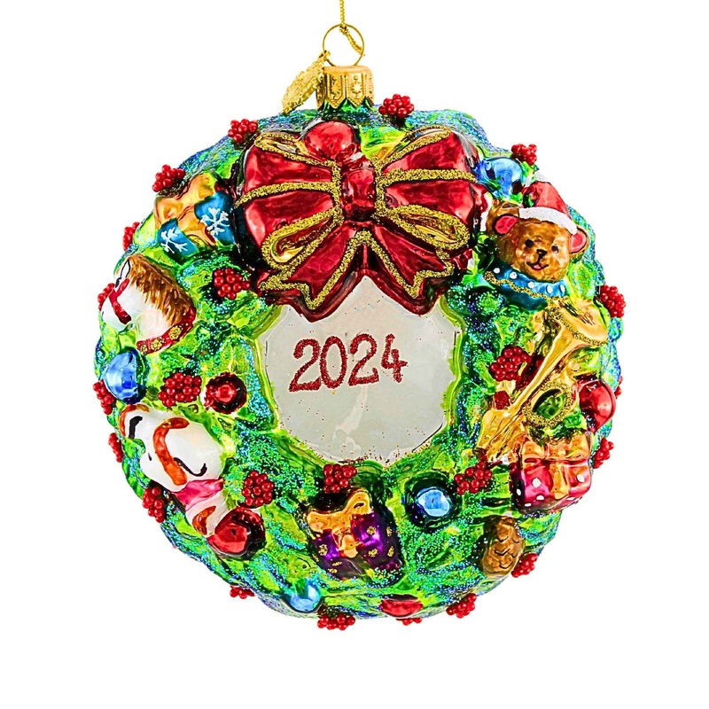 Wreath With Toys 2024 61330
