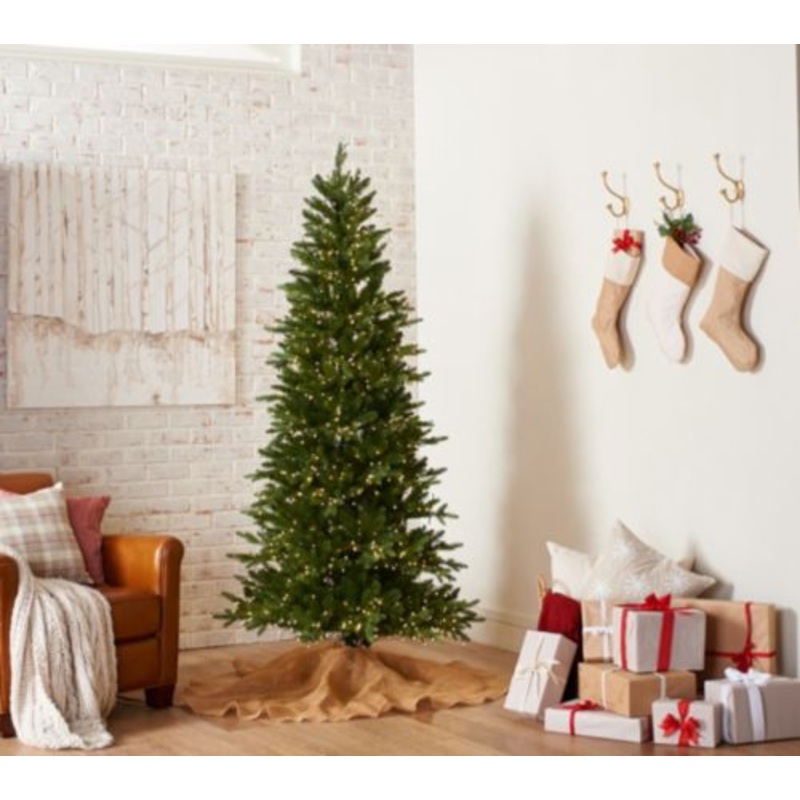 Santa's Best 6.5 Foot WRGB Alberta Spruce Tree- TOP LIGHTS DON'T WORK