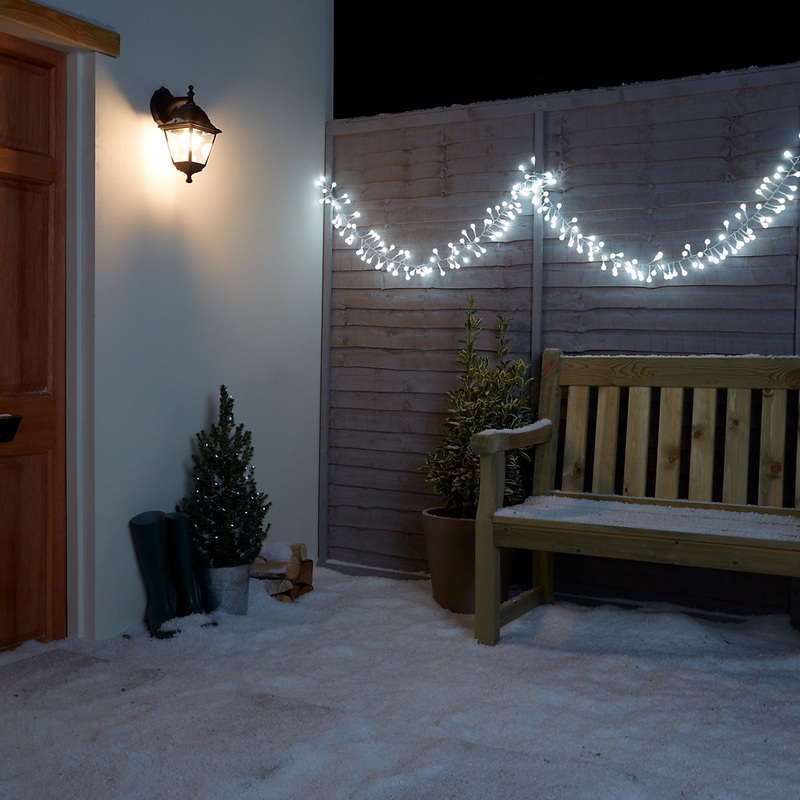 240 Ice white Berry LED Cluster lights With timer & 6m Clear cable