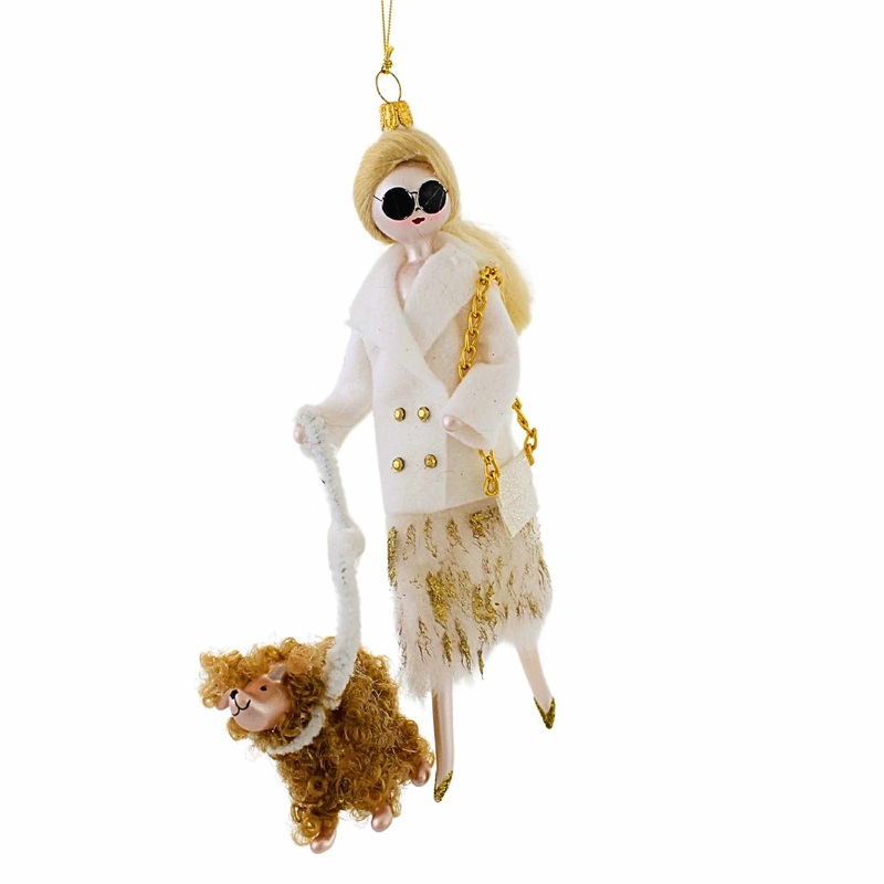 Afternoon Stroll With Halston 64485